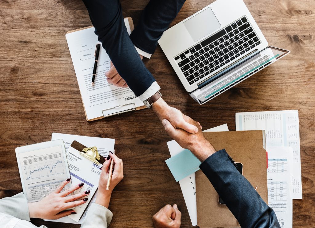 agreement-businessman-close-up-872957 agreement-businessman-close-up-872957